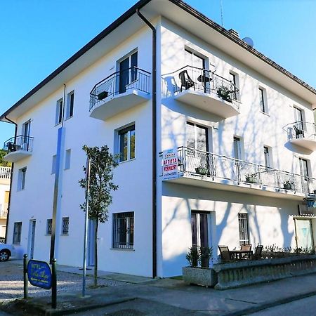 Fiorita Villa Bibione Eksteriør bilde